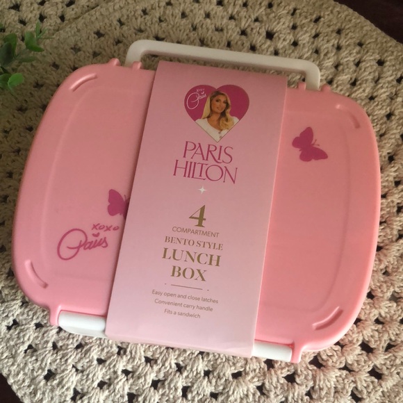 Paris Hilton Pink Butterflies Bento Style Lunch Box - Picture 1 of 7